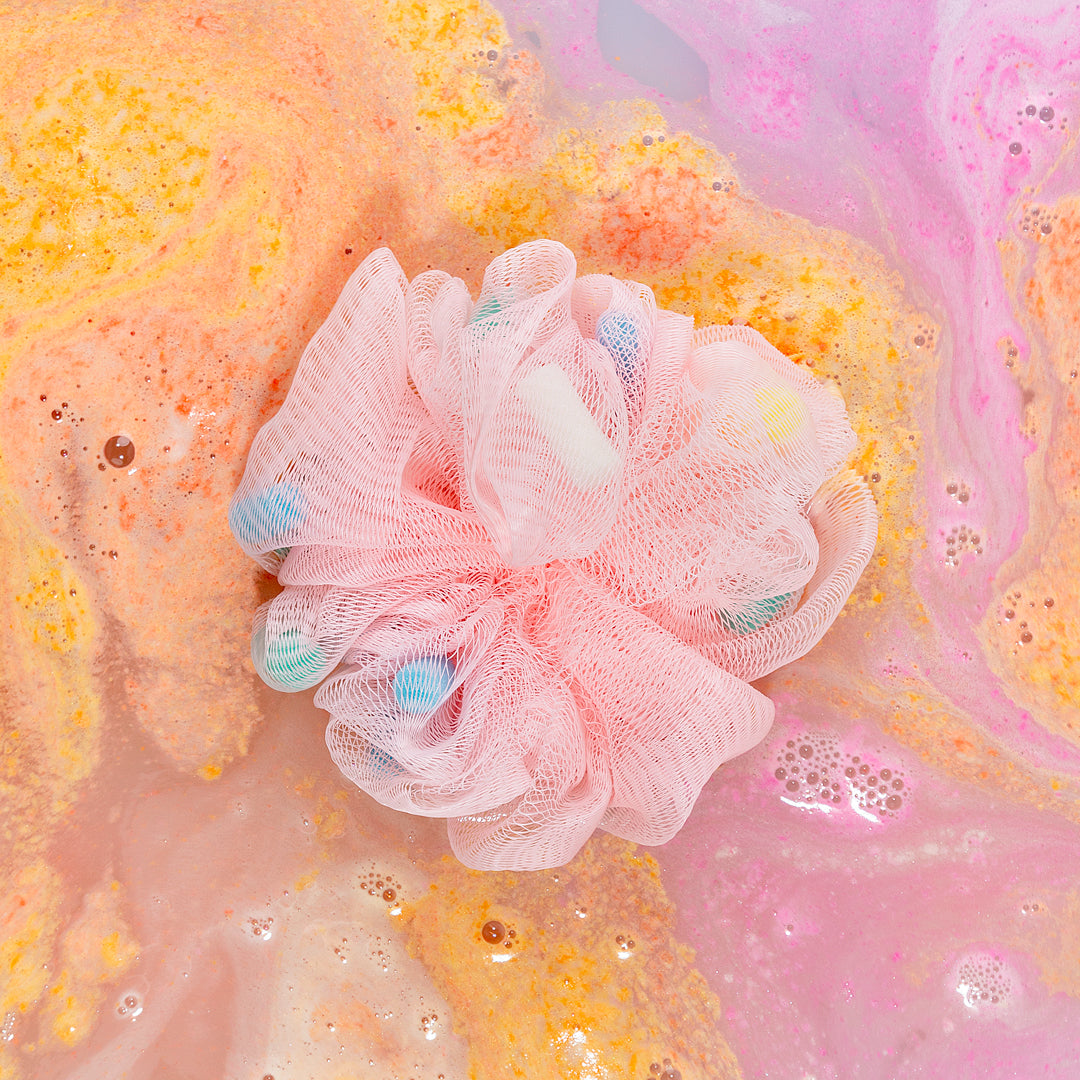 Loofah_Pink_In_Use_1080x1080_3720a636-35fa-4a99-9b0f-211e25c3b724.jpg
