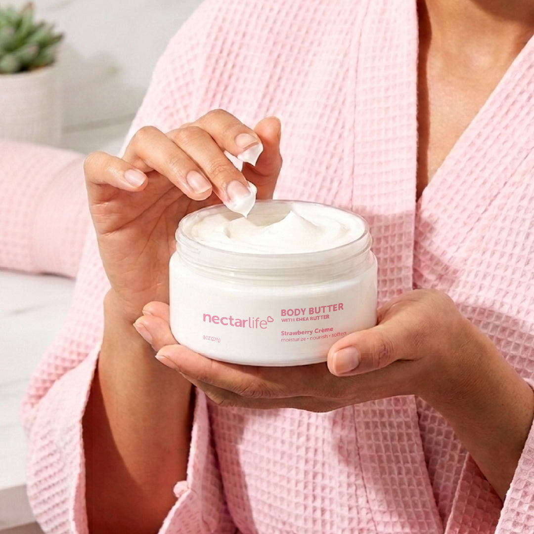 NL_BodyButter_Use_StrawberryCreme.jpg